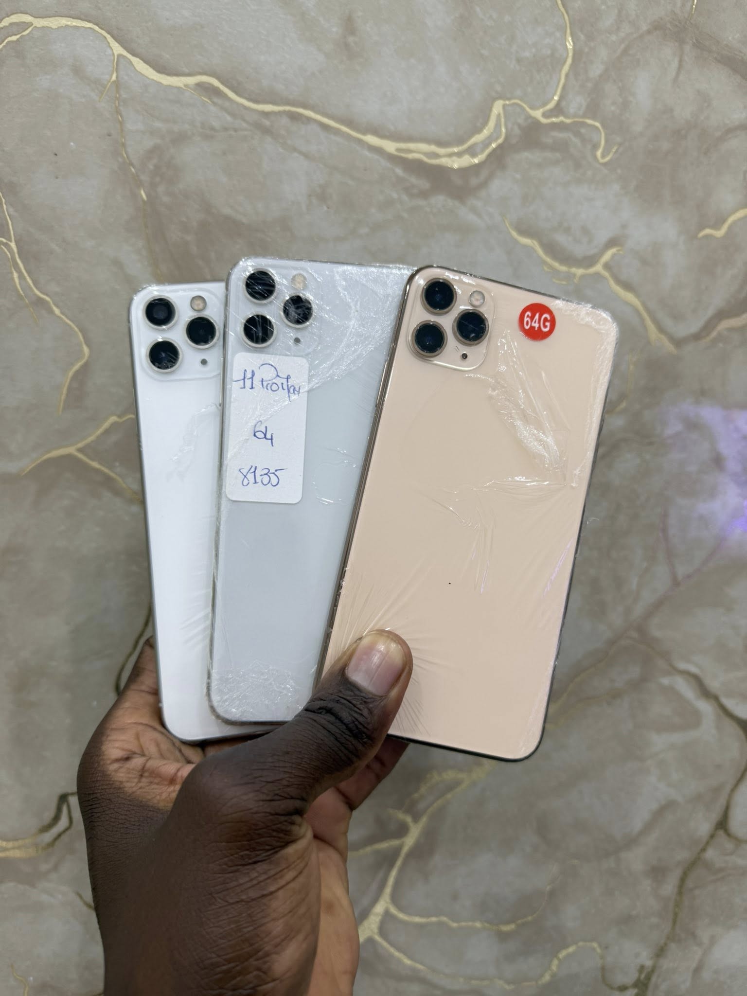 Apple iPhone 11 Pro Max – Smartphone 6,5 pouces OLED, Triple caméra 12 MP, Face ID – Image 2