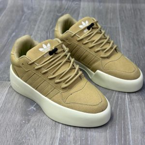 Sneaker montante